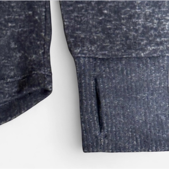 Women's Long Sleeve Top with Thumb Holes - Picture 3 of 3